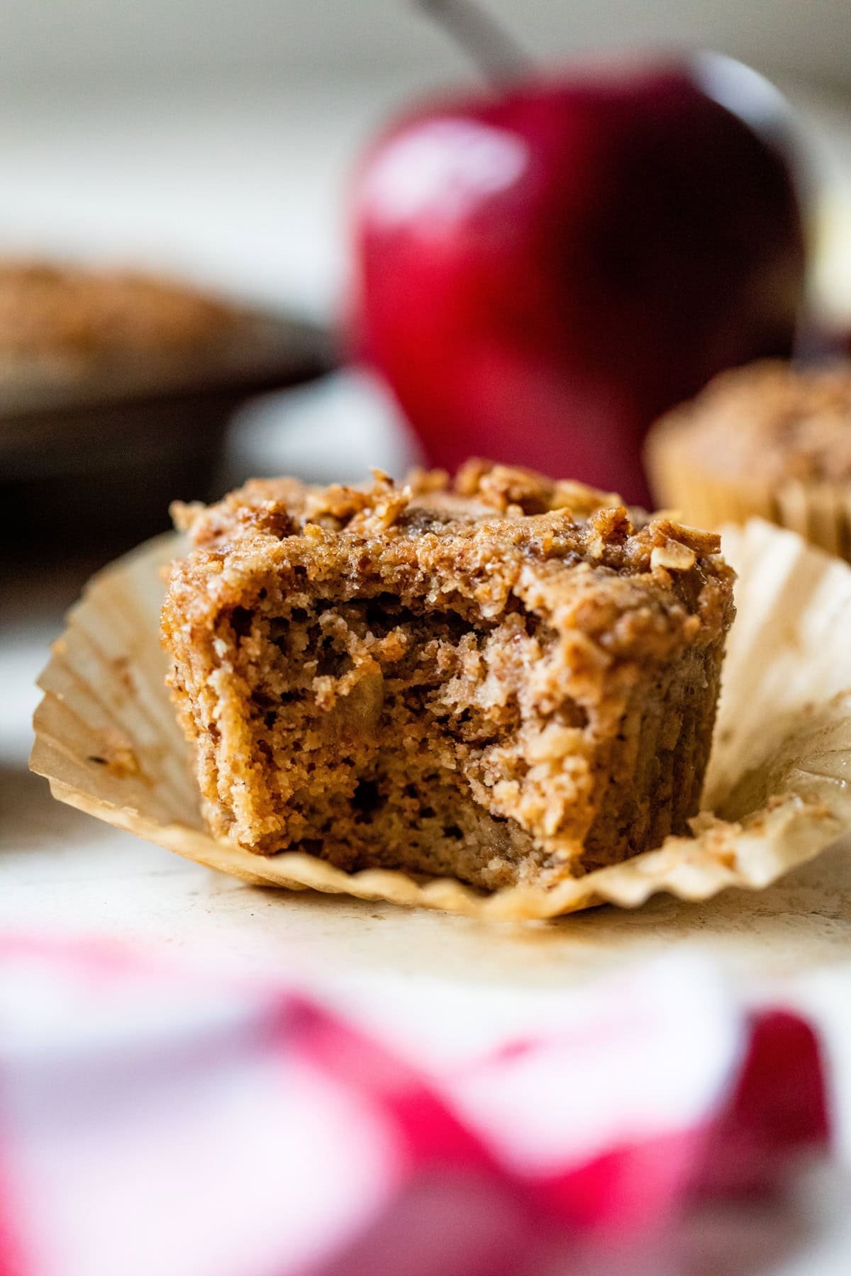 How do you bake gluten-free apple muffins with fresh apples without them falling apart?