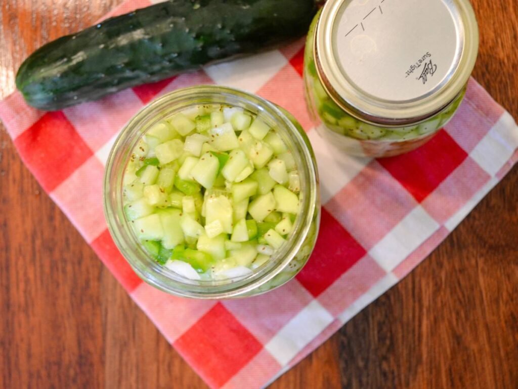 How to Combine Cucumbers, Tomatoes, and Onions Into a Mediterranean Salad?